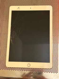 Apple iPad 5 (5th generation) 9.7 Inch 128gb