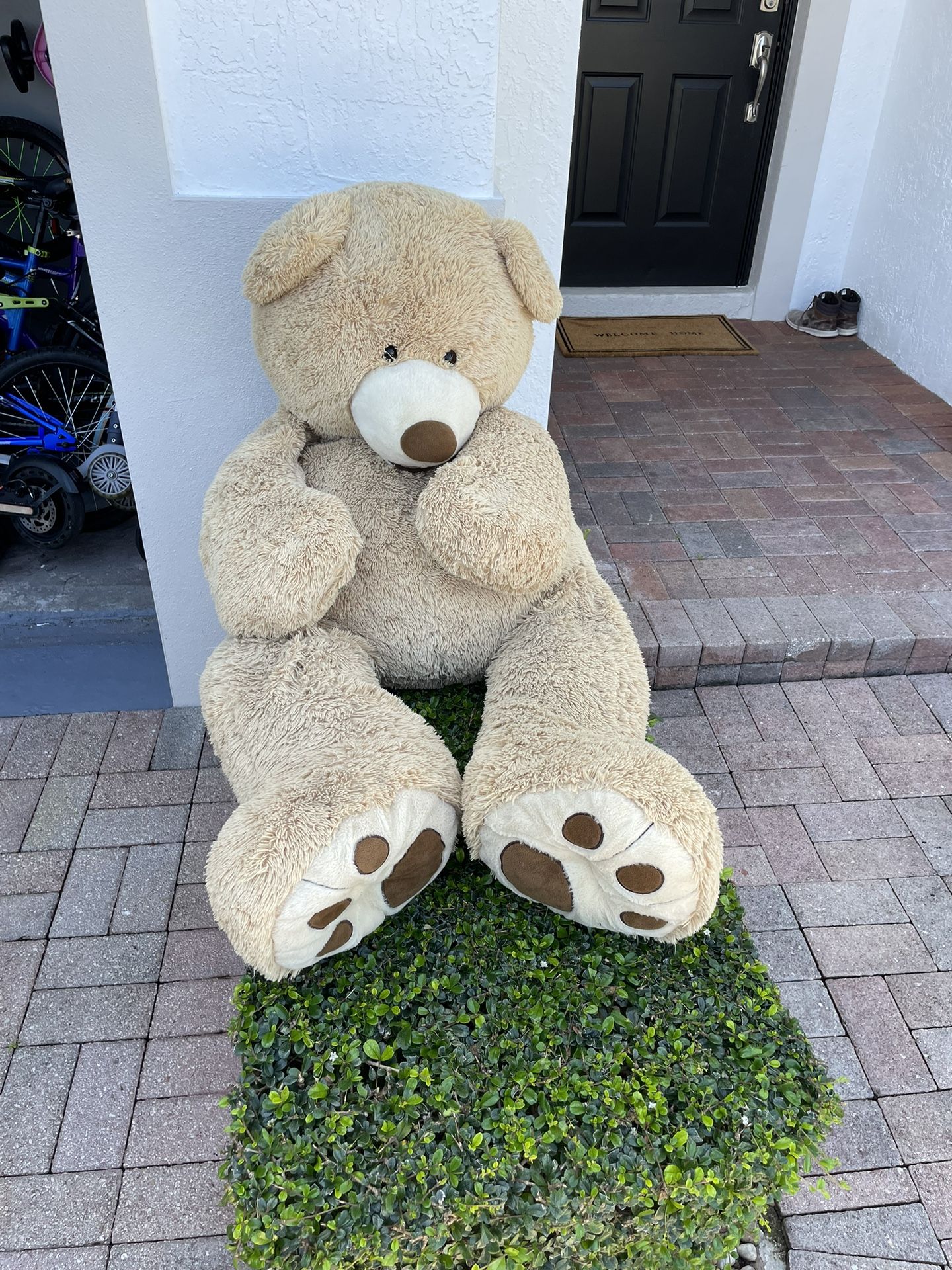 Huge Stuffed Bear