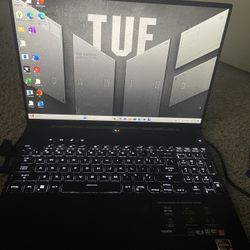 ASUS TUF GAMING A16 Advantage Edition 