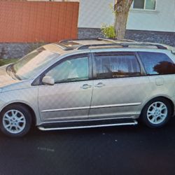 2006 Toyota Sienna