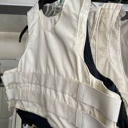 Proof Vest 6 Vest For Sale All For $100 