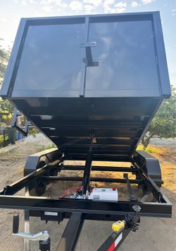 New 12ft Long Smooth Walls Hydraulic Dump Trailer with Diamond Fenders 👍🏻