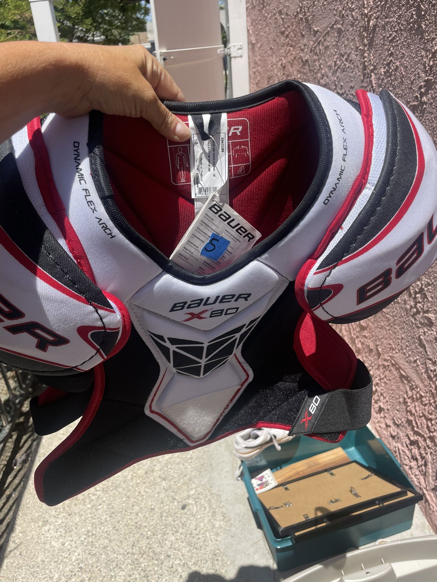 Hockey Shoulder Pads