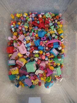 Roughly 400 Shopkins
