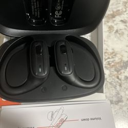 Bluetooth Earbuds New 