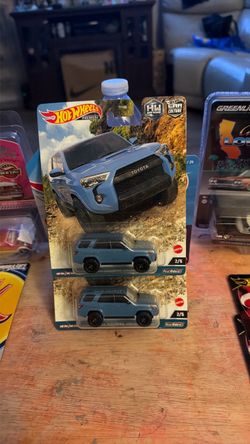 Hot Wheels 18 Toyota 4 runner P3