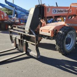 Forklift 6000# 42’ Reach 