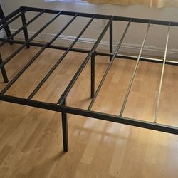 18 Inch Full Platform Bed/ Base Cama Matrimonial - 35dlls