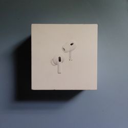 Airpods Pro (2nd Generation) with Magsafe Charging Case