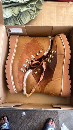 Roxi boots