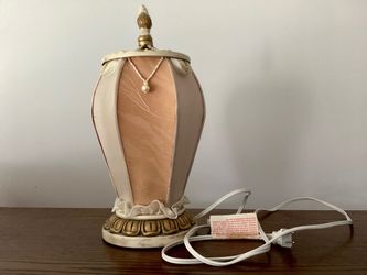 Vtg. Victorian Style Boudoir Table / Vanity Uplight  Lamp Faux Pearls