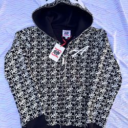 Asaali zip up sizes medium & large available