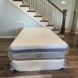 Helix Moonlight Twin XL Mattress