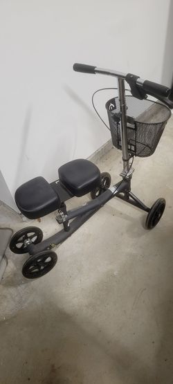 Roscoe Medical Knee Scooter