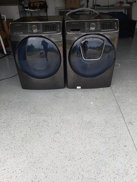 Samsung Washer And Gas Dryer Set