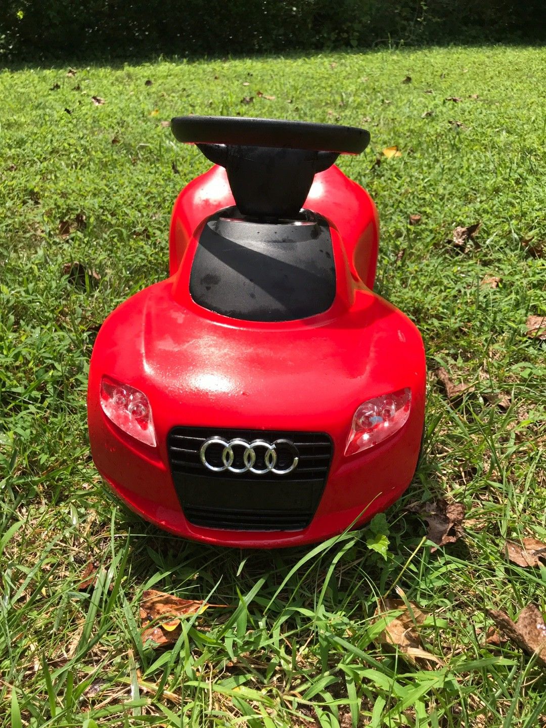 Kids Audi car - $5