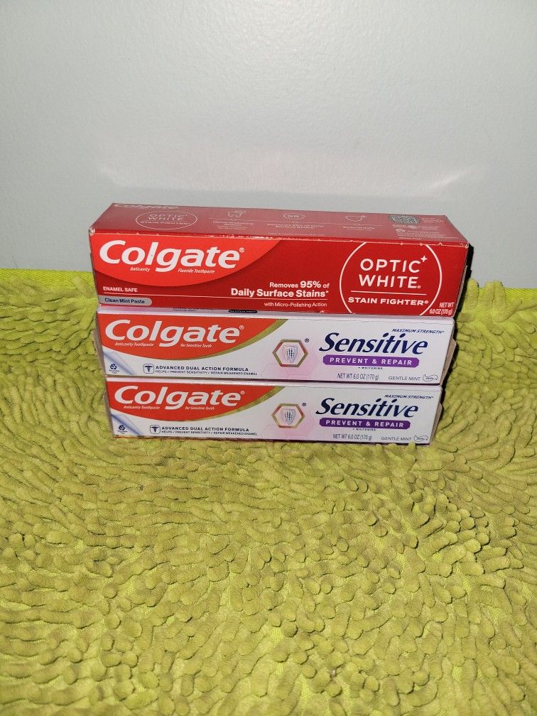 3 Colgate Toothpaste 6oz