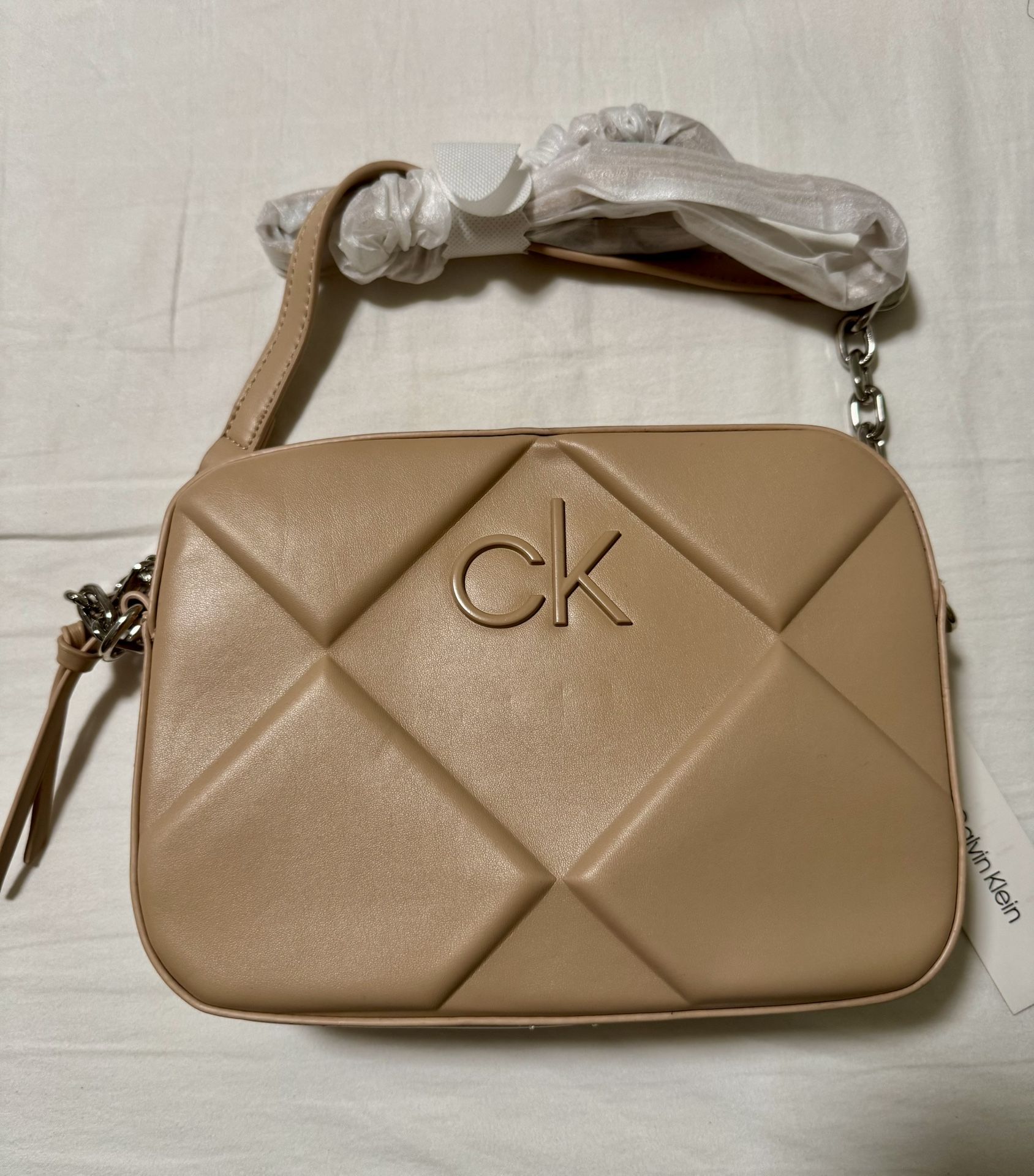 New Calvin Klein Women Bag / Purse