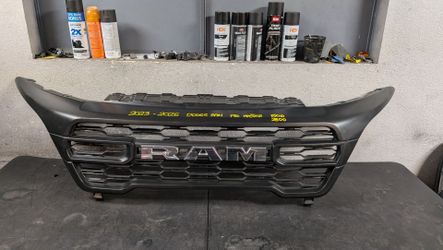 2023-2024-2025 DODGE RAM PRO MASTER 1500/2500 GRILL OEM USED #10992