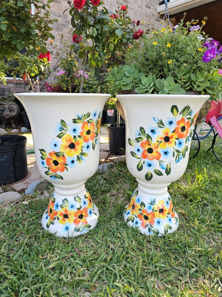 Talavera White Urns Blue and Orange Flowers. Clay Pots. Planters. Plants, Pottery $65 cada una