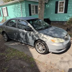 2004 Toyota Corolla