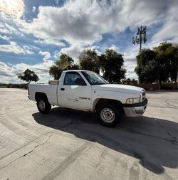 1999 Dodge Ram 1500 V8
