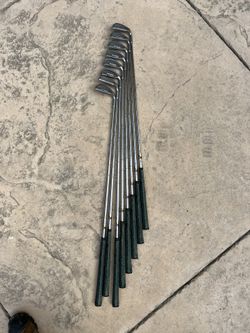 Tour Model Series 3 U Groove Iron set 8,7,6,5,4,3,s,p Wedges
