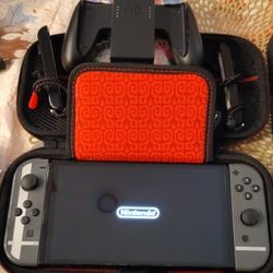 LIMITED EDITION SUPER SMASH BROS OLED SWITCH HOME(VERY RARE) BUNDLE