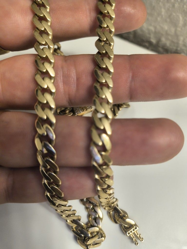 10k Gold Chain 