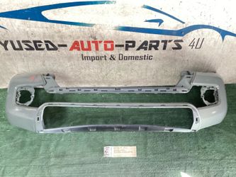 2016 - 2017 - 2018 - 2019 - 2020 - 2021 TOYOTA TACOMA FRONT BUMPER COVER OEM AY67117