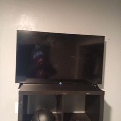 TCL  TV Size 43 Price 170$