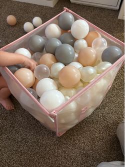 Play pin balls