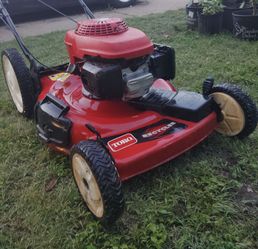 Toro with Honda engine
