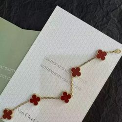 Van Cleef & Arpels Bracelet Vintage Alhambra 18K Gold 5P Red agate bracelet