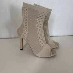 Beige knit peep-toe ankle boots