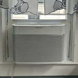 10,000 BTU Frigidaire Window AC