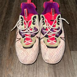 Nike D/MS/X  9.5 men 