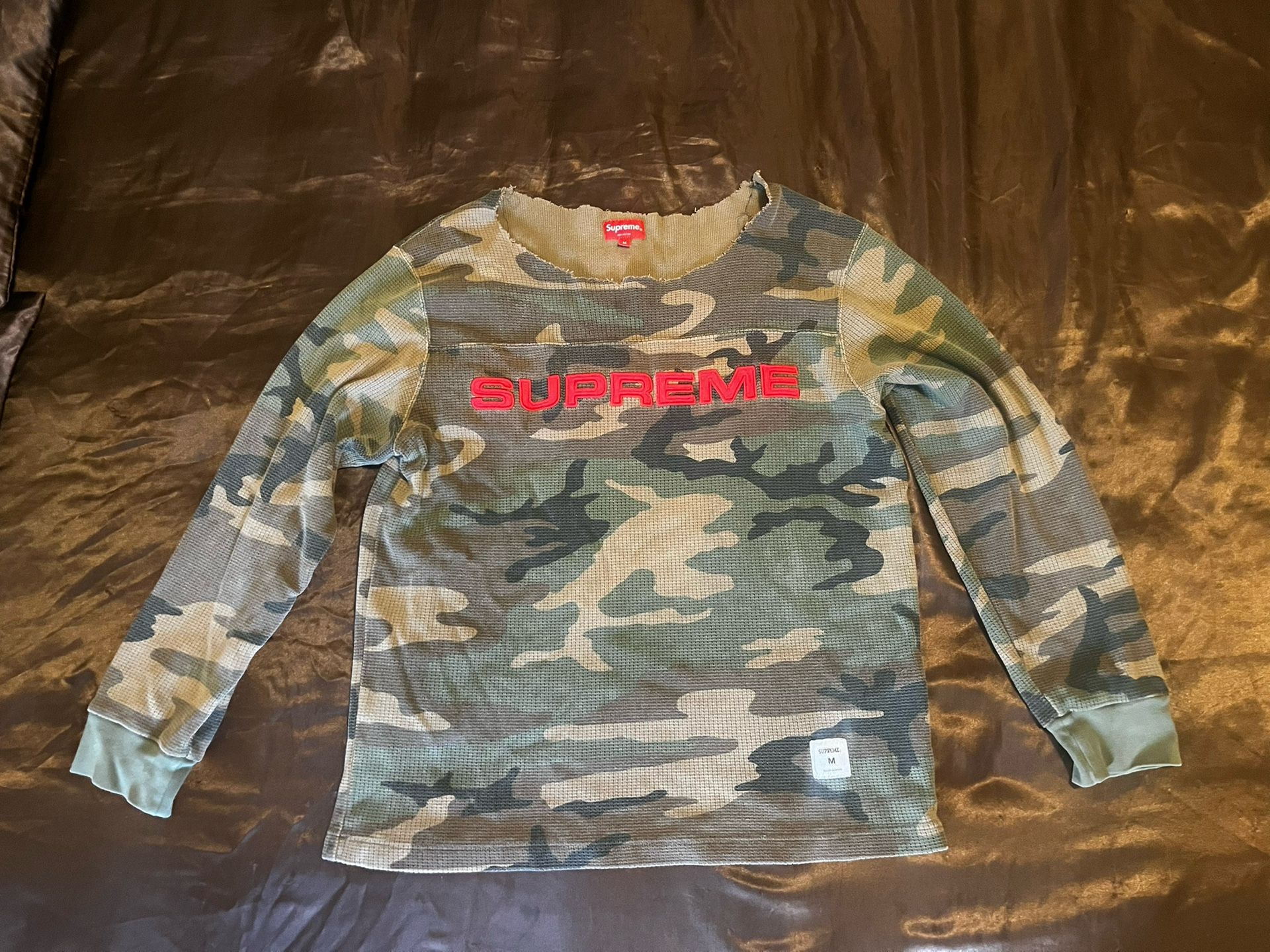 Supreme Sweatshirt