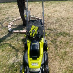 RYOBI
ONE+ 18V 13 in. Cordless Battery Walk Behind Push Lawn Mower with
4.0 Ah Battery and Charger