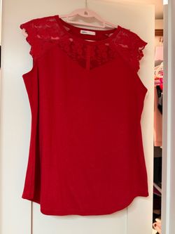 Miholl Red Lace Sleeveless Top Size L