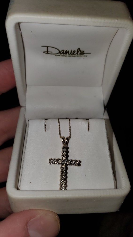 14 Carat Gold Cross With Diamonds