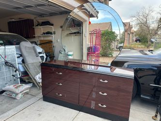 Dresser with mirror
