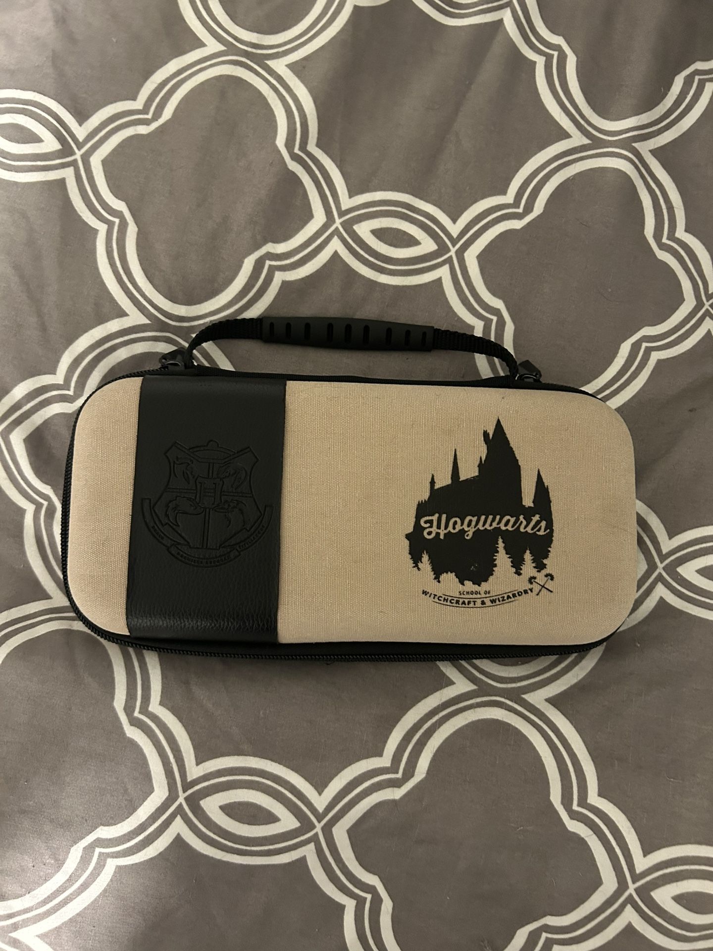 Hogwart’s Nintendo Switch Case