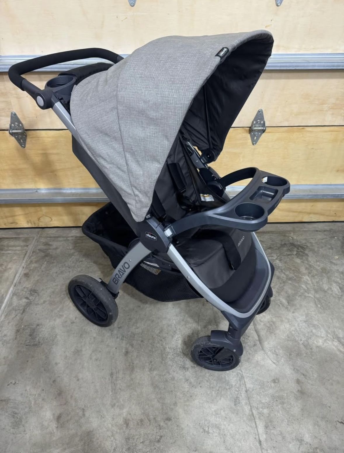 Chicco Bravo Quick Fold Stroller