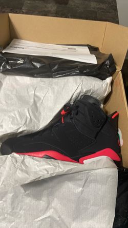 Jordan 6 infared size 9 men’s