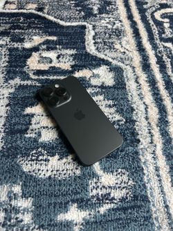 iPhone 15 pro unlocked