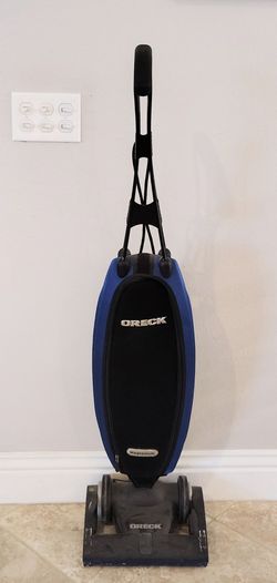 Oreck 1100 magnesium Vacuum