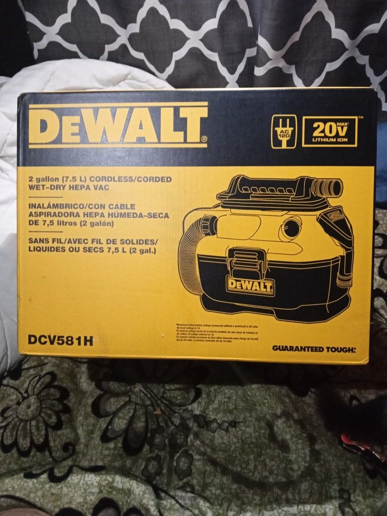 Brand New DeWalt Vacuum 