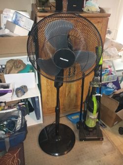 Quiet Oscillating Fan 18" Like New