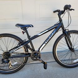 24-in Trek Bicycle